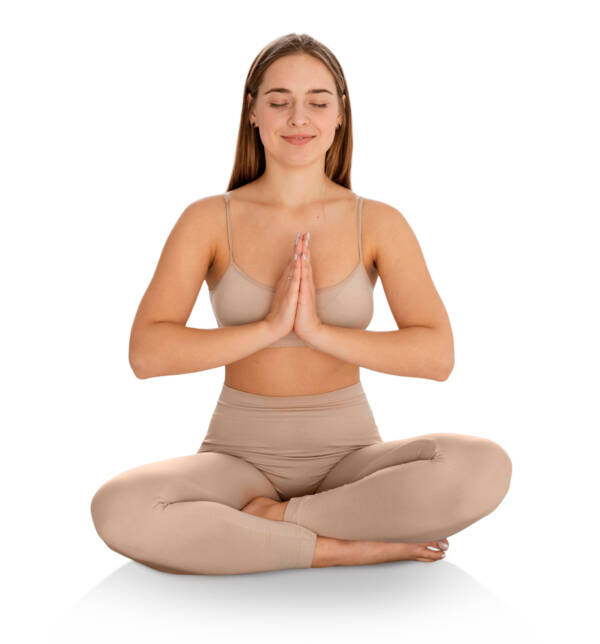 mujer-haciendo-yoga-en-hanami-interlomas